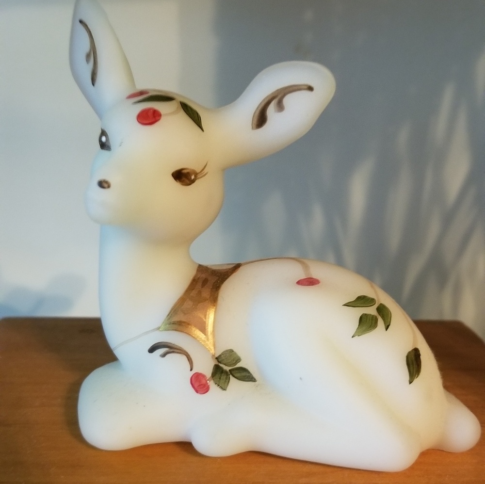 Porcelain handpainted deer